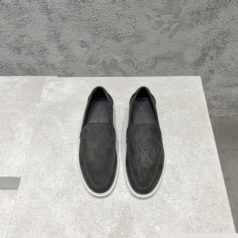 bo*te*ga Ve*ne*ta leather shoes